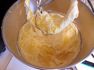 recette Layer cake aux ballons citron framboise