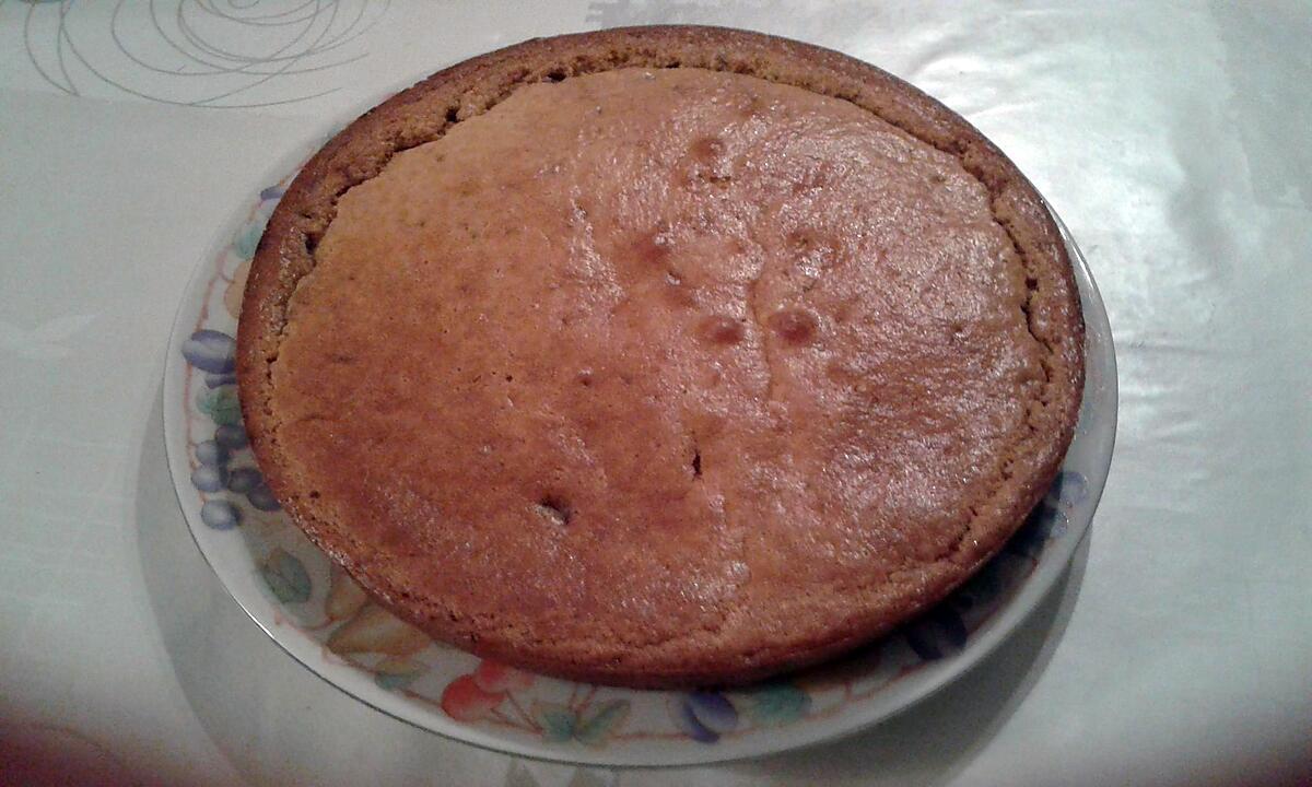 recette Gâteau moelleux aux poires, amandes et pépites de chocolat