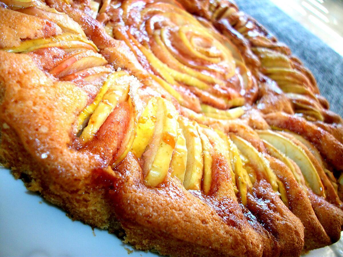 recette TARTE AUX POMMES  REVISITÉE AVEC UNE PÂTE A GÂTEAU