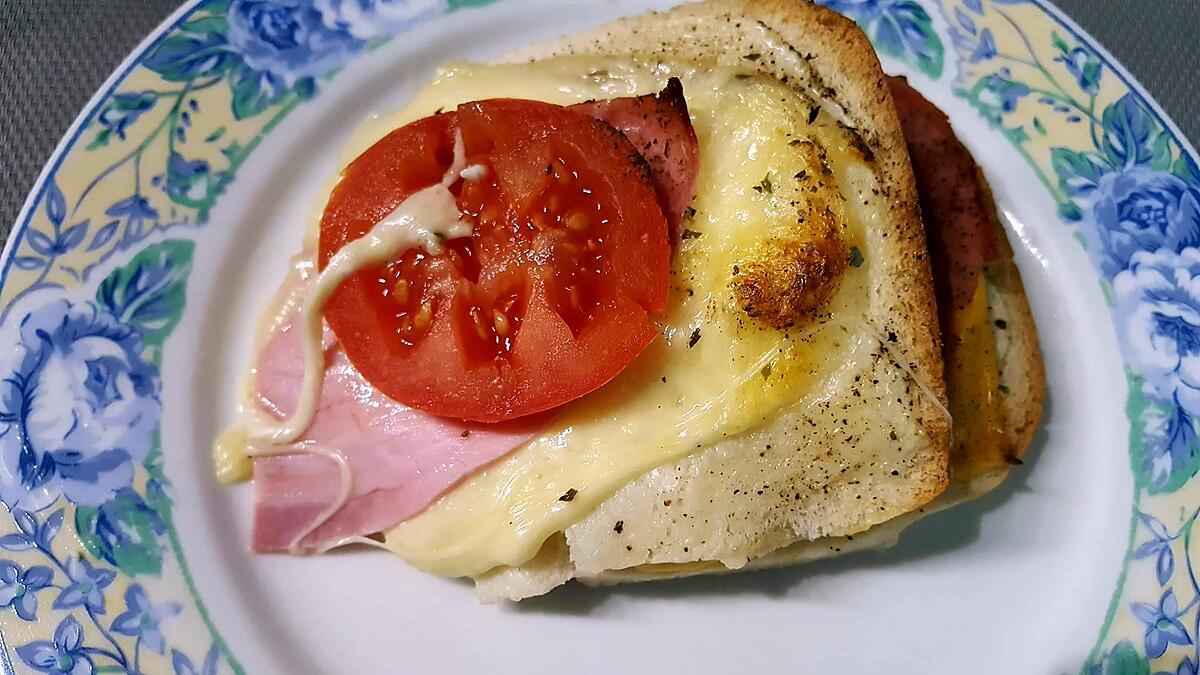 recette gâteau de pain de mie -tomates et mozzarella