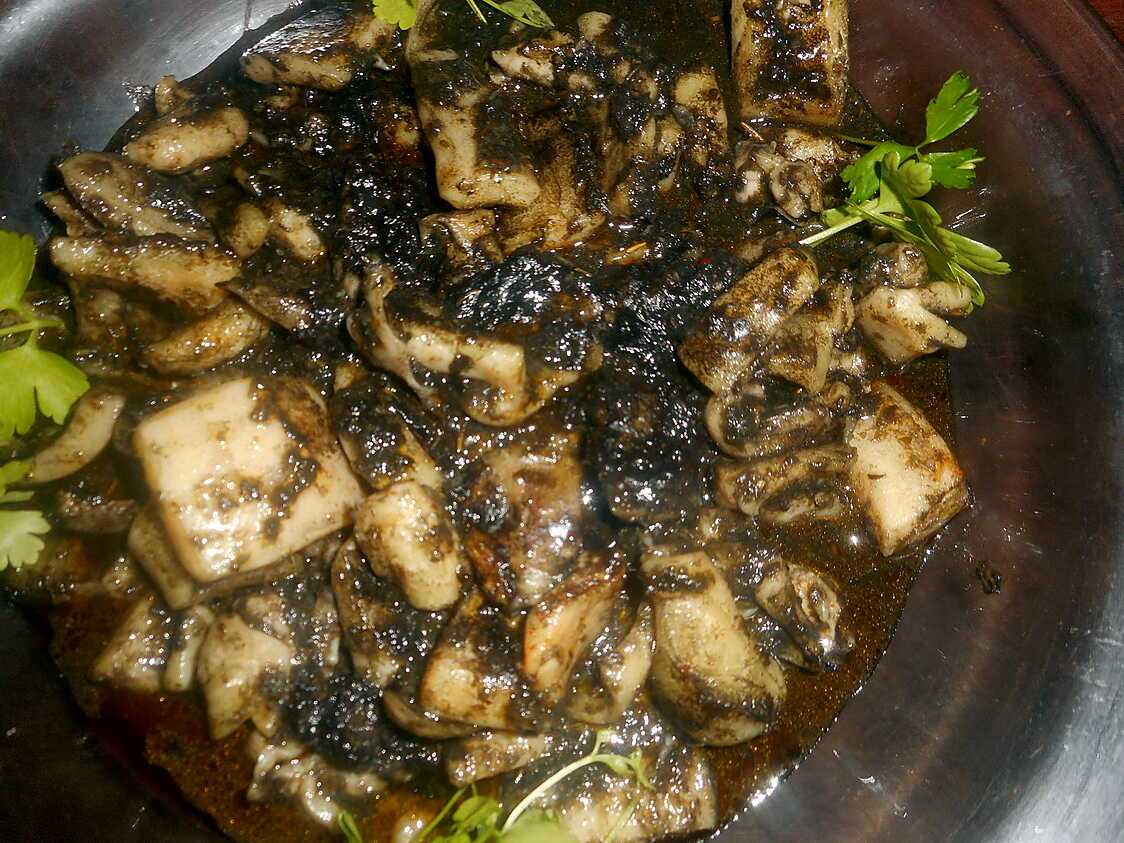 Recette de Seiches a l encre et vin blanc