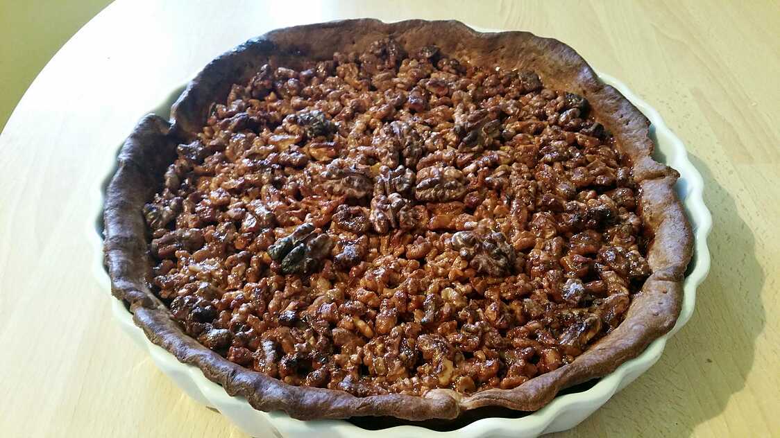Recette de Tarte aux noix caramel beurre salé