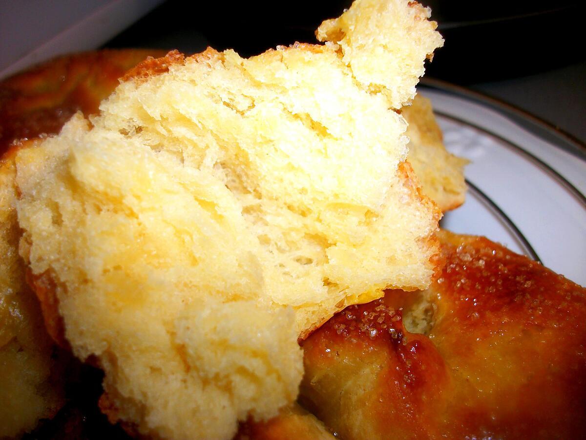 recette BRIOCHE MOELLEUSE ET SAVOUREUSE PUR BEURRE .