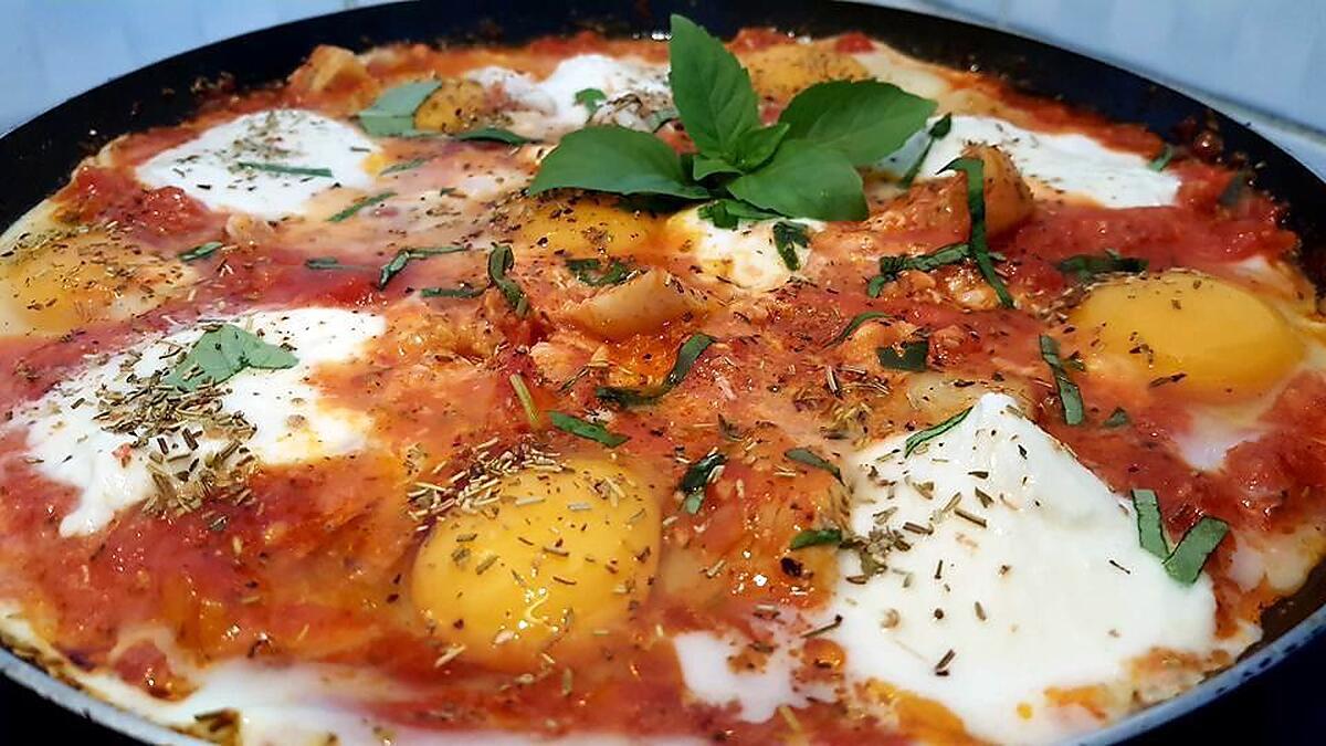 recette Poêlée d'œufs à l'italienne