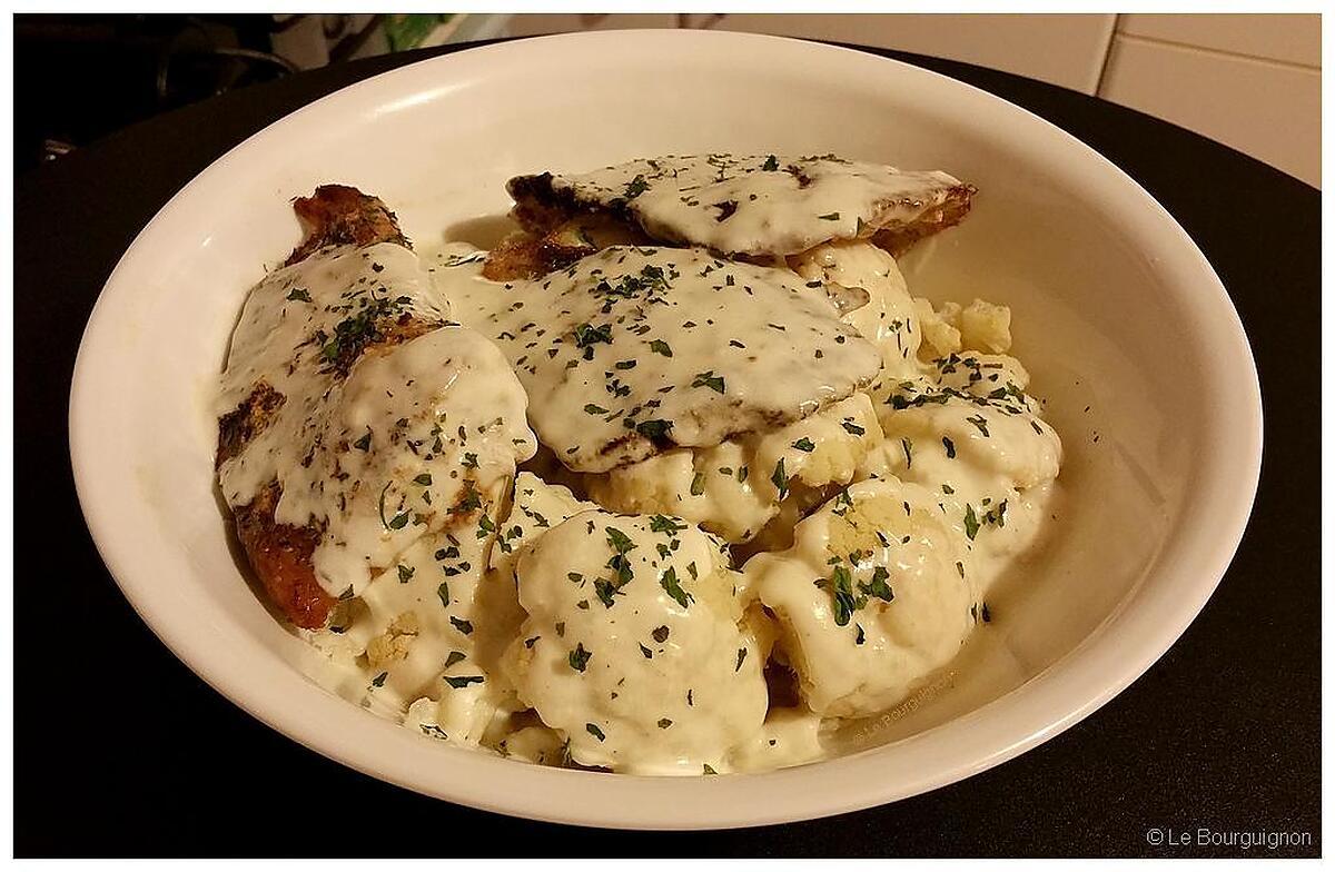 recette Grillades de porc et chou-fleur à la crème de Roquefort