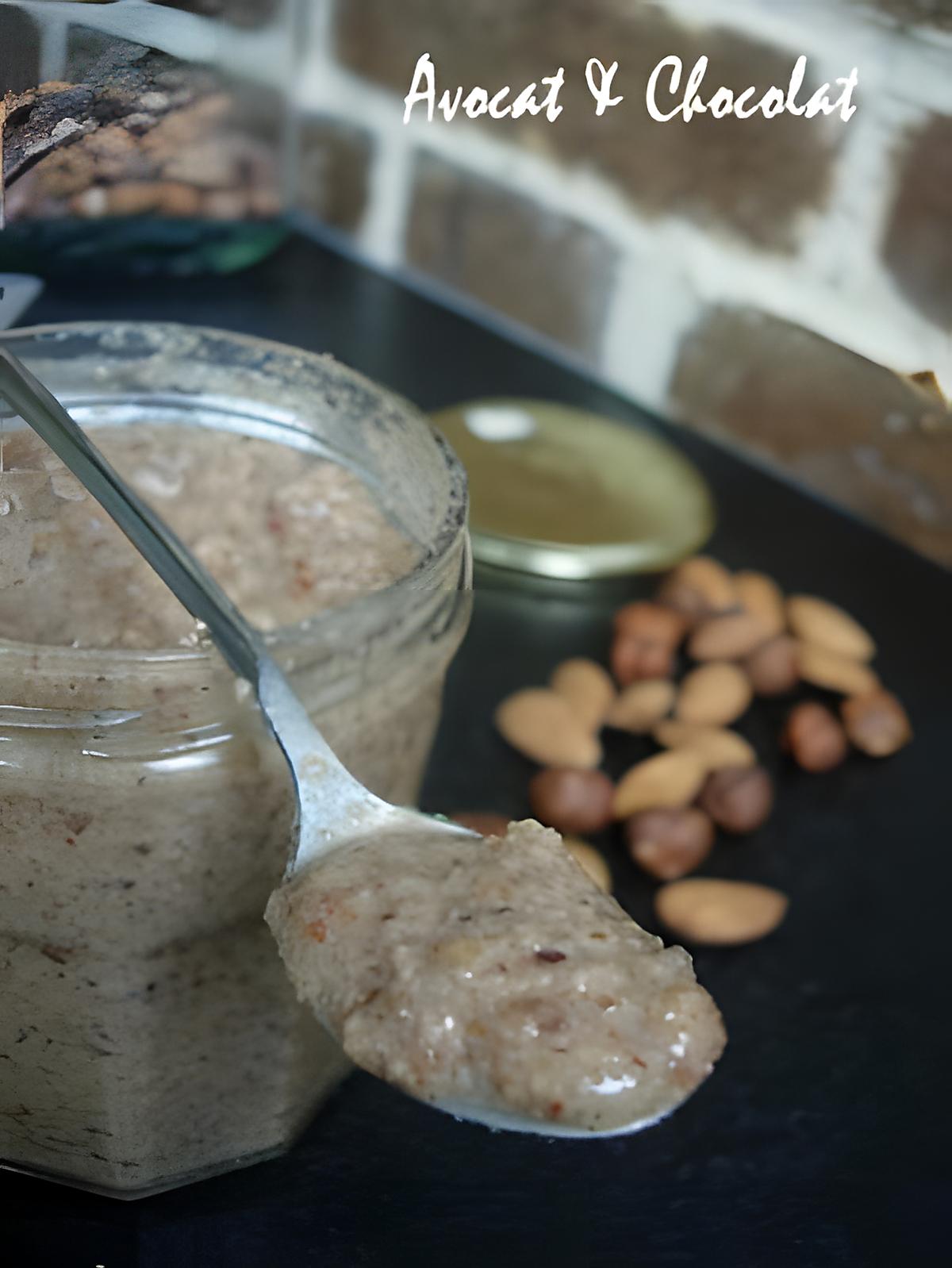 recette ** Confiture de lait aux Amandes et Noisettes Torréfiées - Grillées**