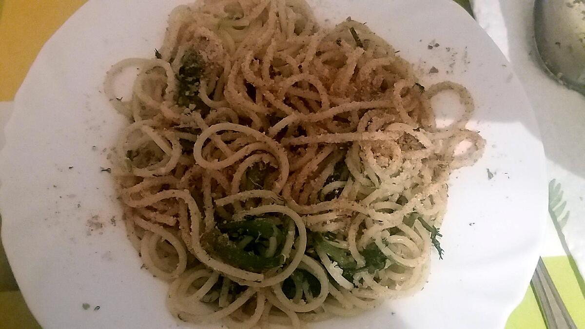 recette Spaghettis au fenouil sauvage et chapelure rôtie