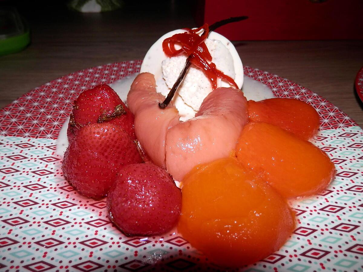 recette Crème à Vanille du Mexique et fruits Pochés.