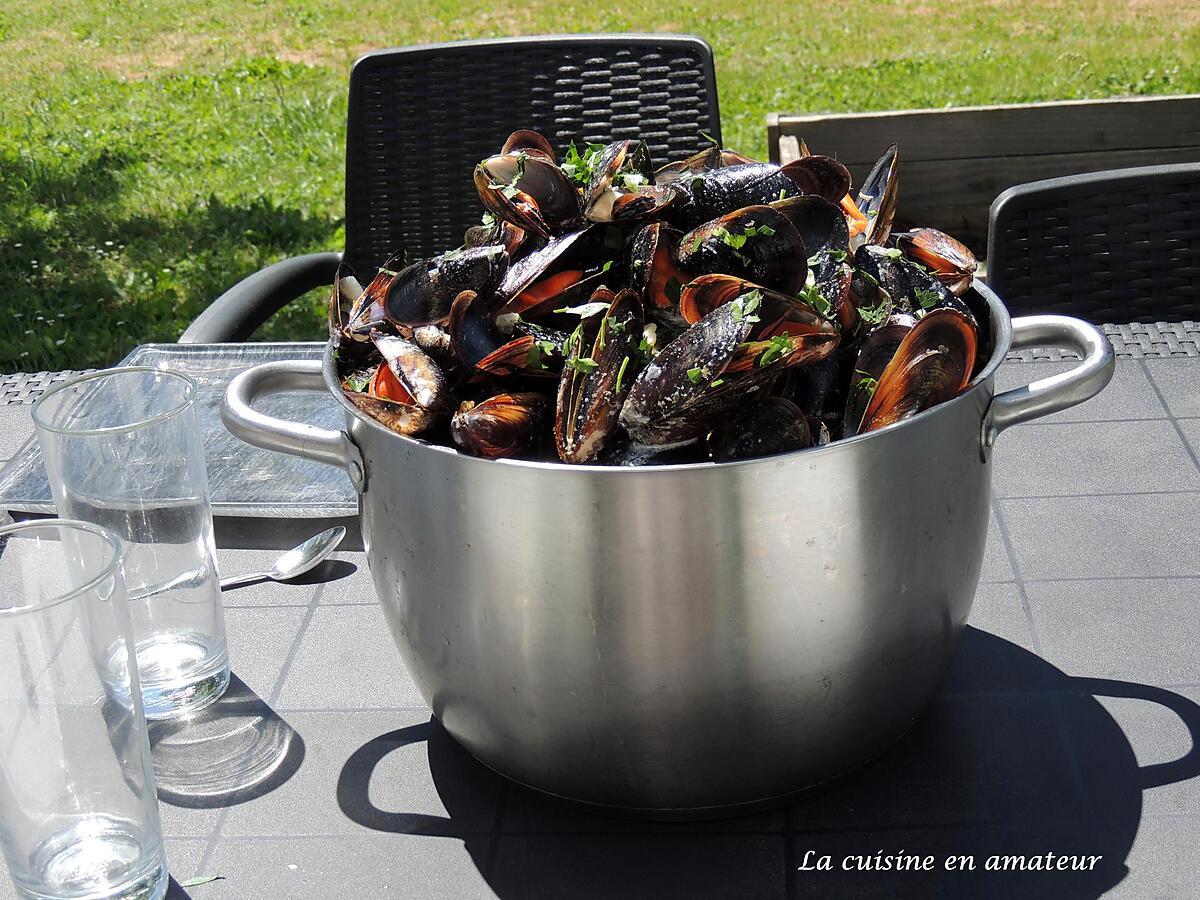 recette Moules à la crème d'ail