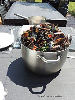 recette Moules à la crème d'ail