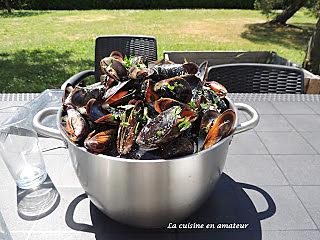 recette Moules à la crème d'ail