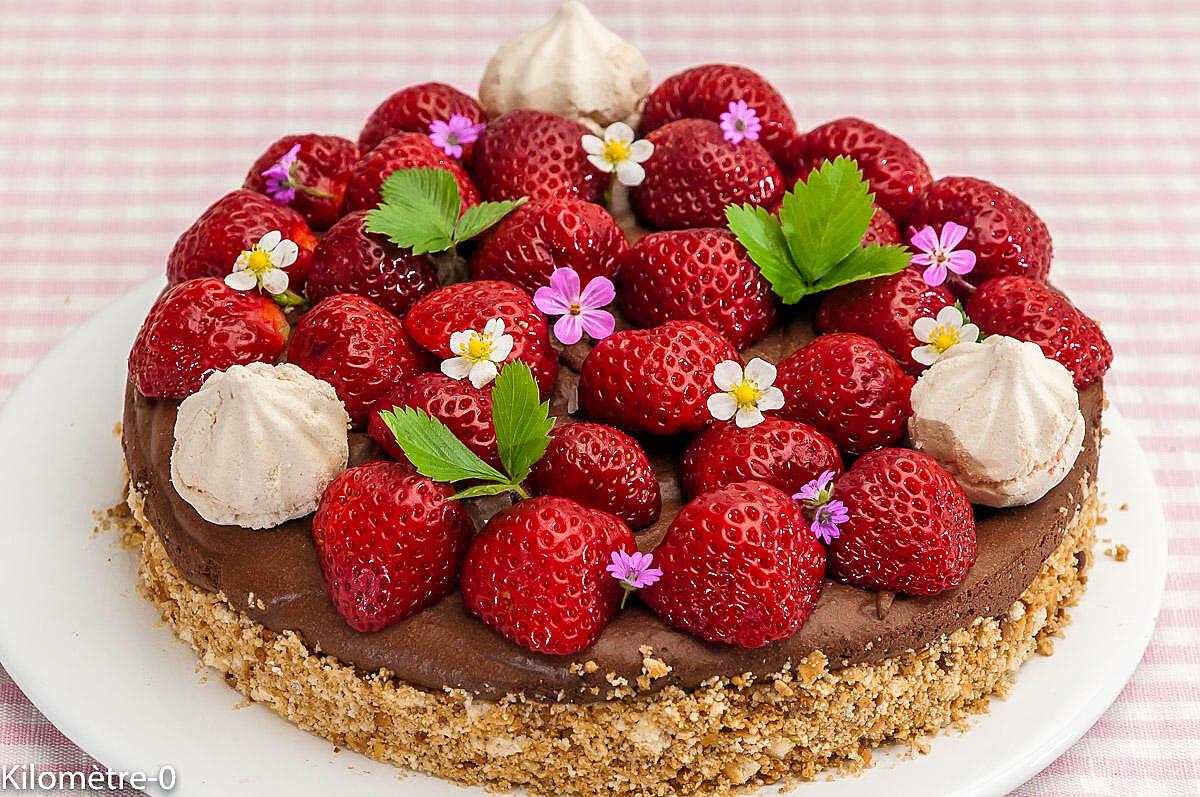 recette Cheesecake à la mousse au chocolat et aux fraises
