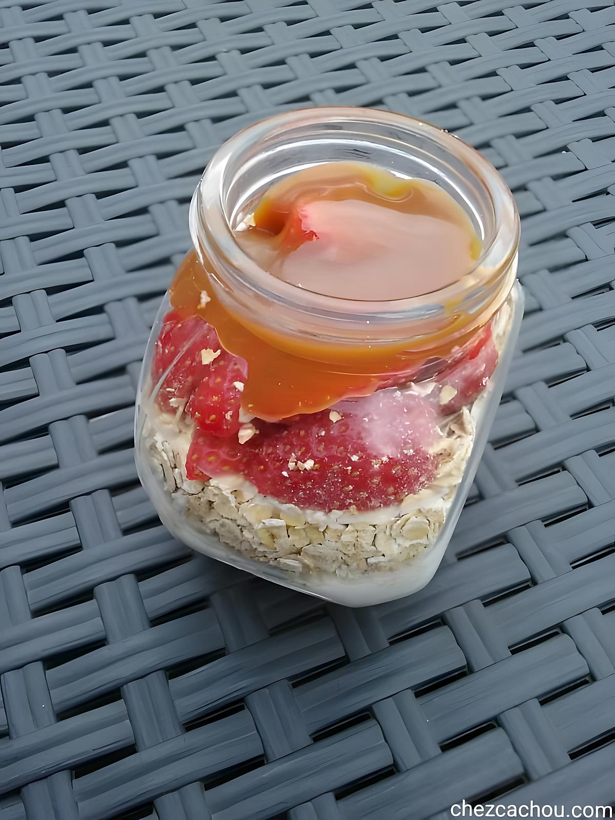 recette Overnight oatmeal fraises caramel au beurre salé