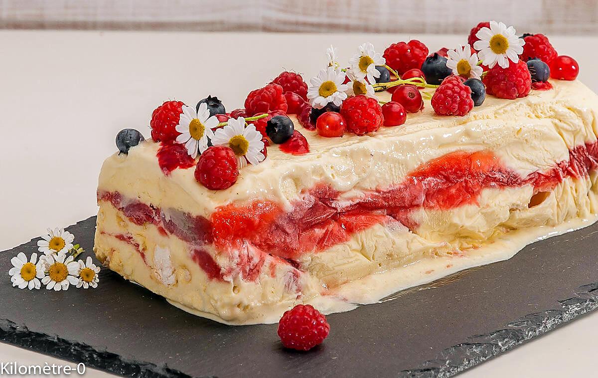 recette Semifreddo à la rhubarbe et aux fraises