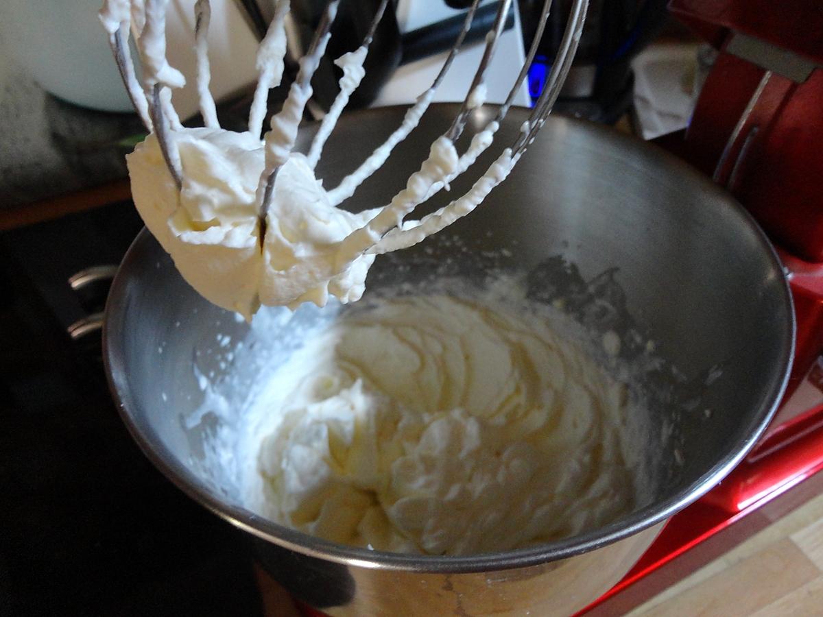 recette TARTE AUX PËCHES FAçON TIRAMISU " de notre amour de cuisine "