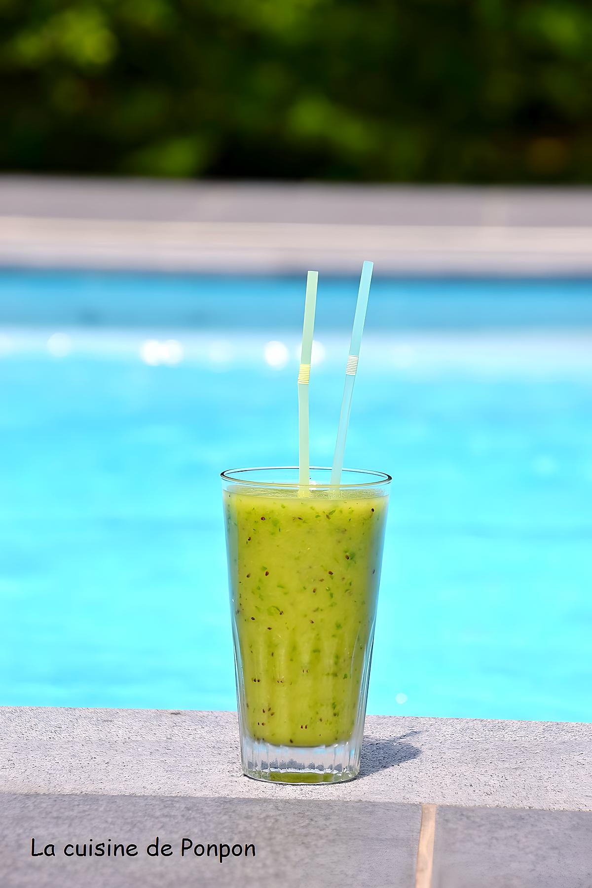 recette Smoothie kiwi, banane, concombre (thermogourmet)