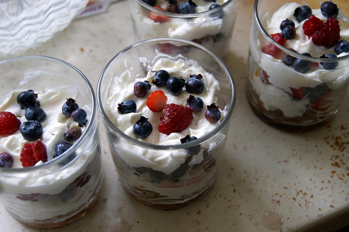 recette Tiramisu aux fruits rouges et spéculoos