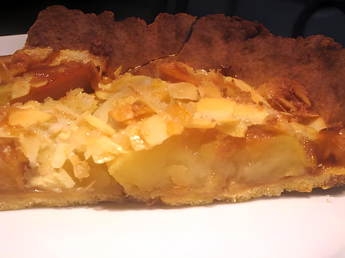 recette Tarte fondante pommes et croustillants d amandes