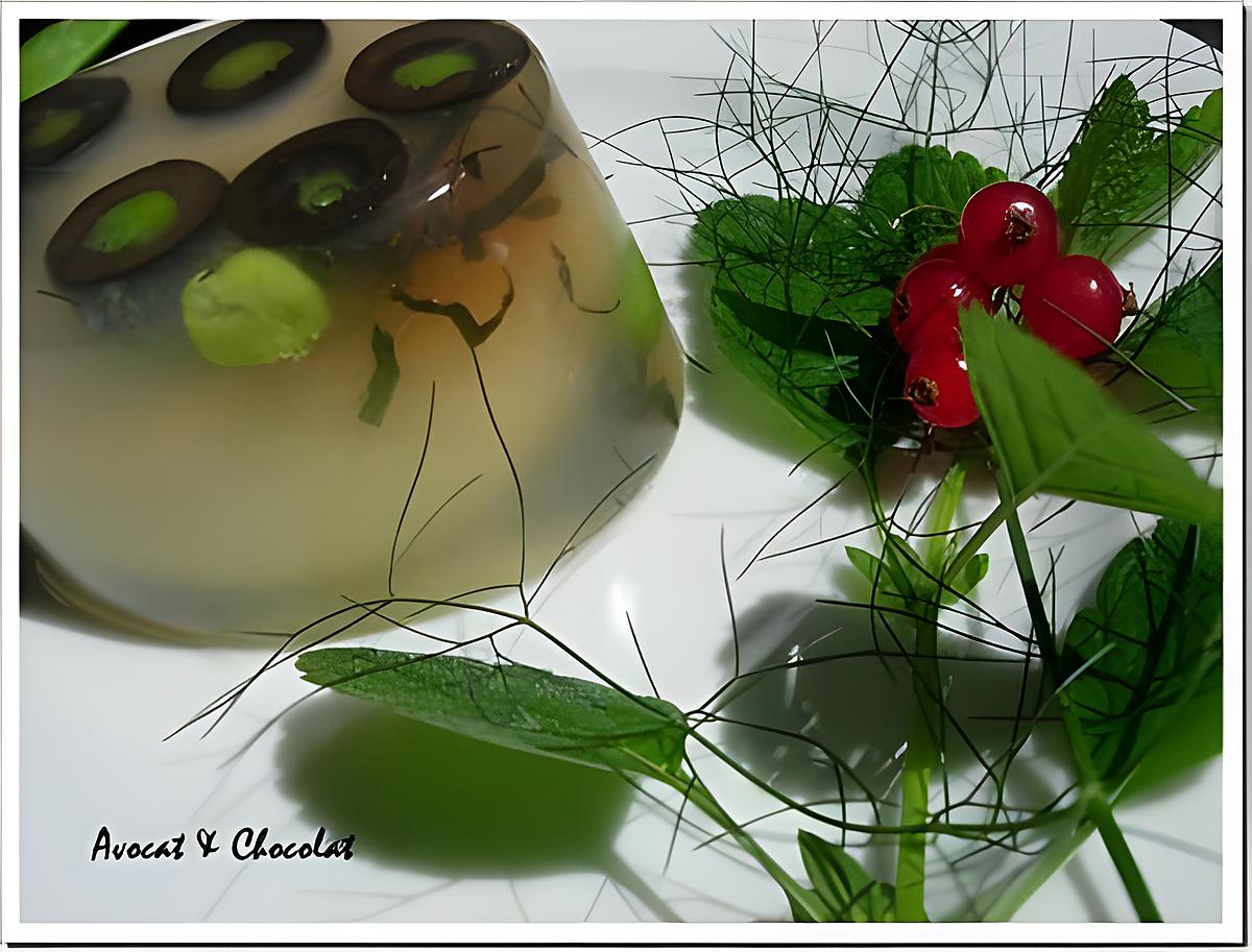 recette ** Aspic aux petits pois, olives, herbes fraîches (mélisse et fenouil) & oeuf mollet à l'agar-agar **