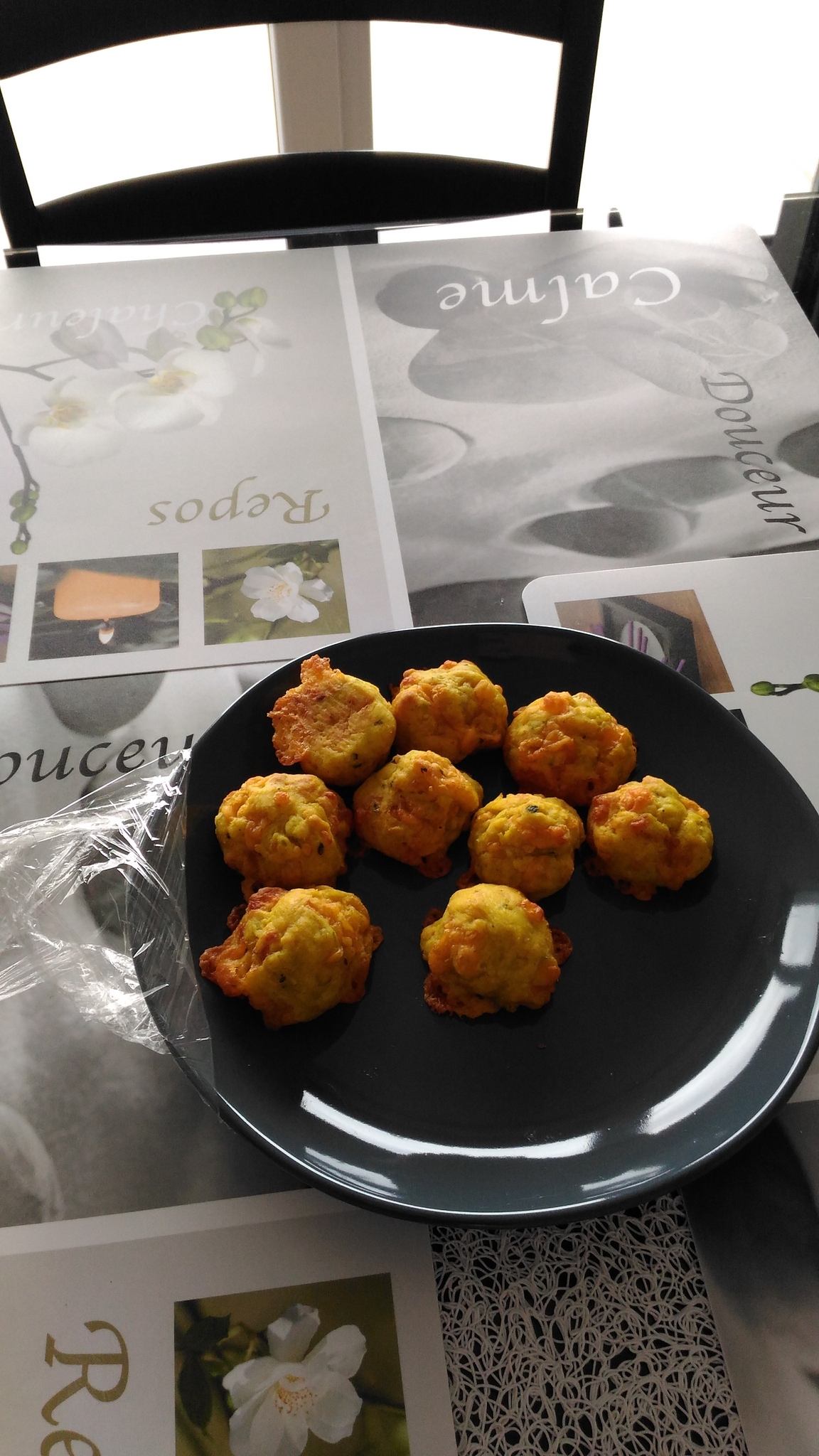 recette BISCUITS APERITIF AU CHEDDAR