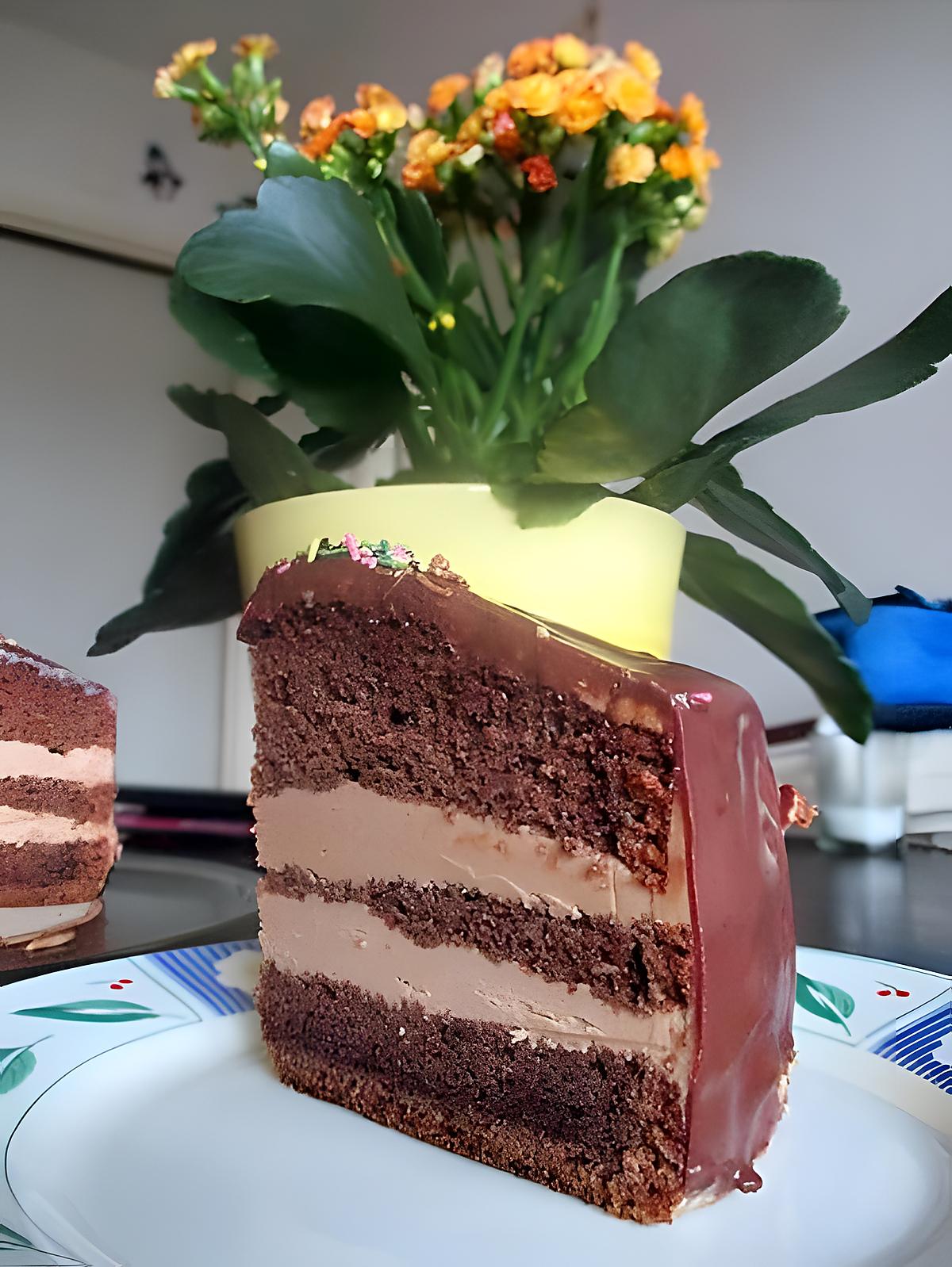 recette GATEAU CHOCOLAT A LA CREME AU BEURRE CHOCOLATE