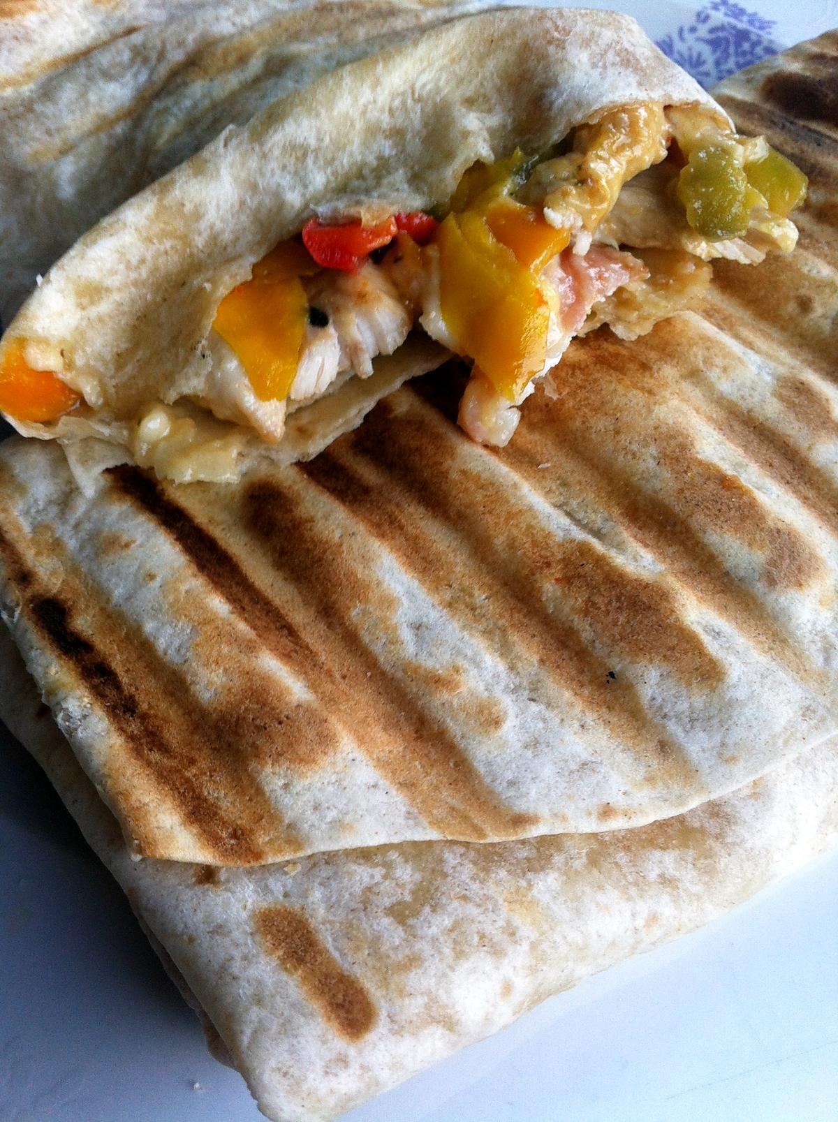 recette Tacos au poulet, monterey jack et bacon grillé