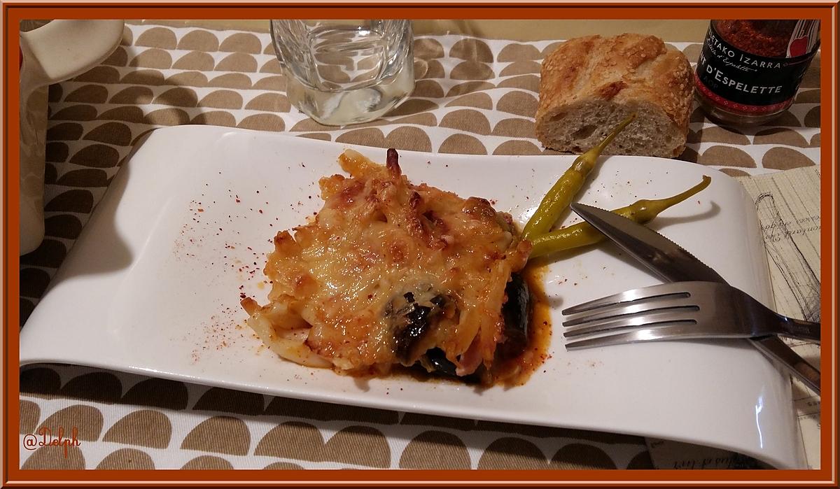 recette Gratin de Macaronis à l'Aubergine, Lardons et Piments Basque