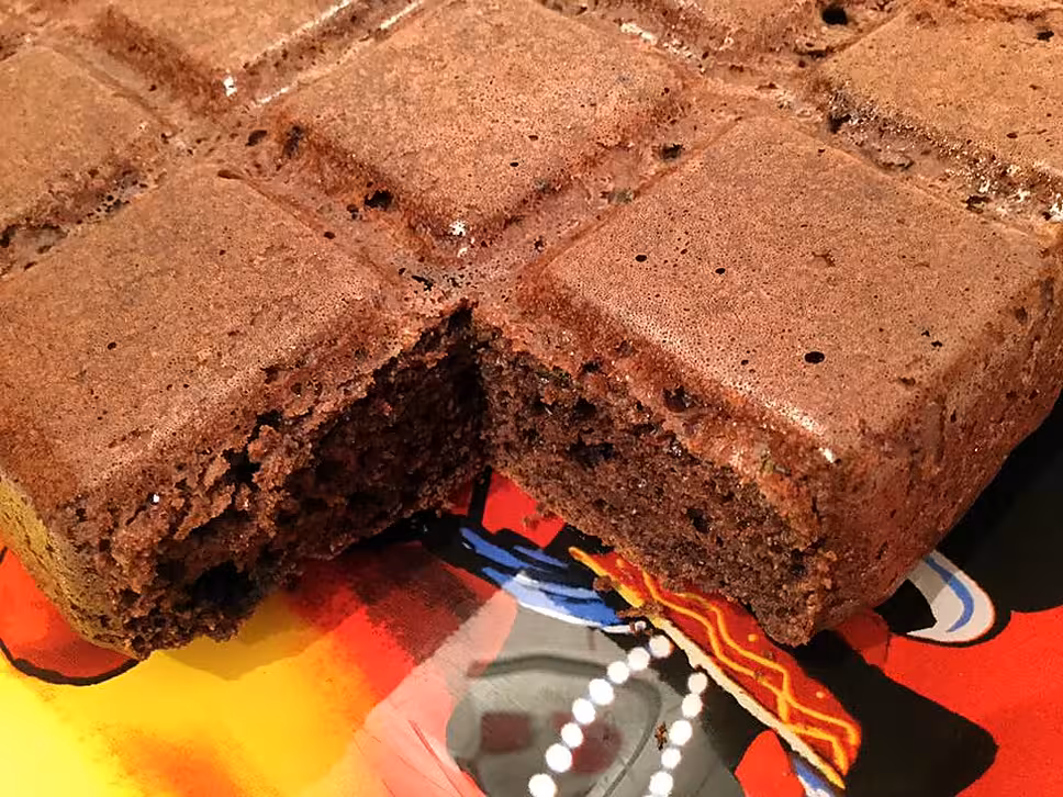 recette GÂTEAU CHOCOLAT ET A LA COURGETTE