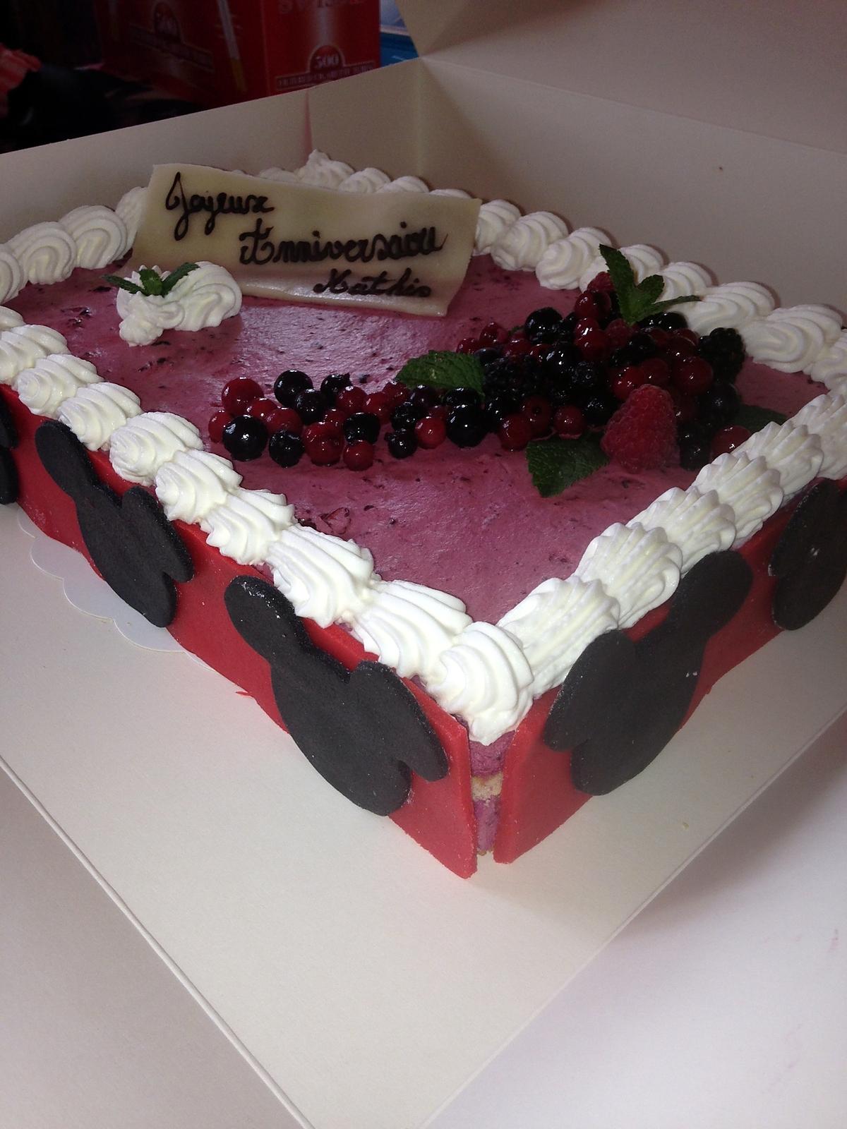 recette ENTREMET AUX FRUITS ROUGES.