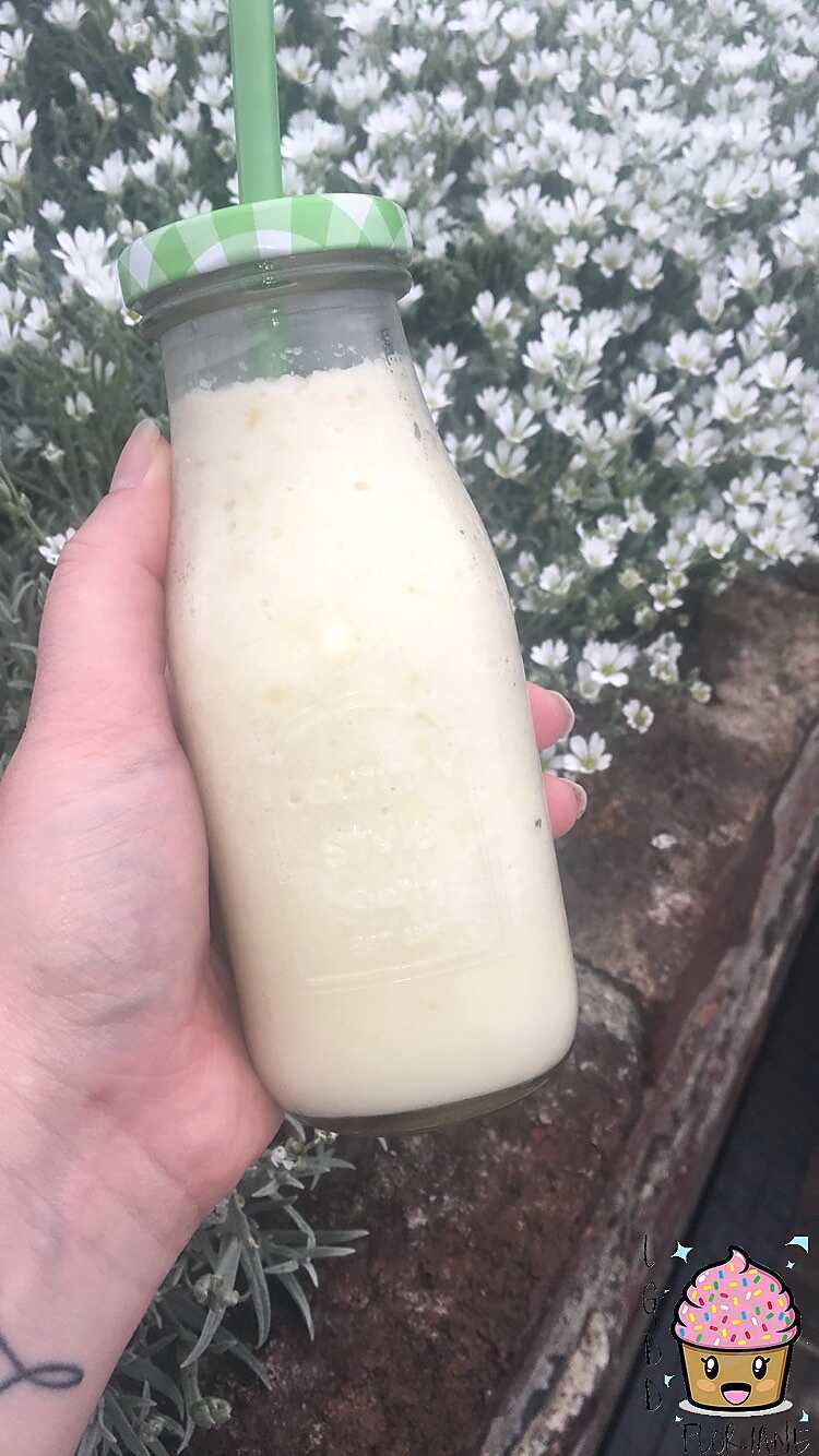 recette SMOOTHIE POMME POIRE ET AMANDES.