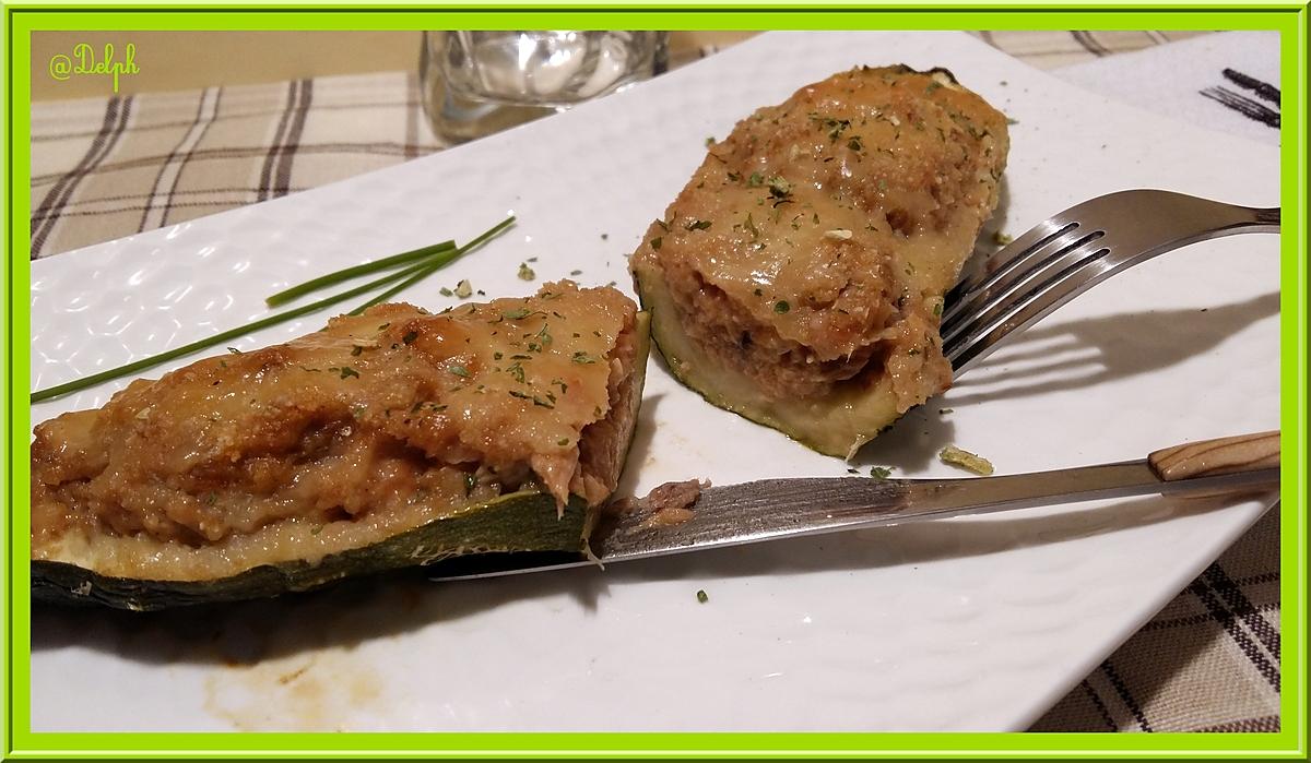 recette Courgettes farcies au thon et à la tomate