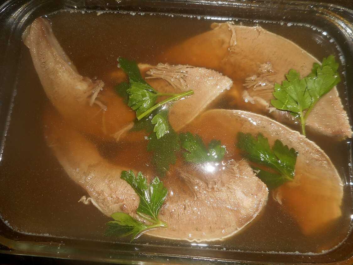 Recette de Langue de porc en gelée au madére