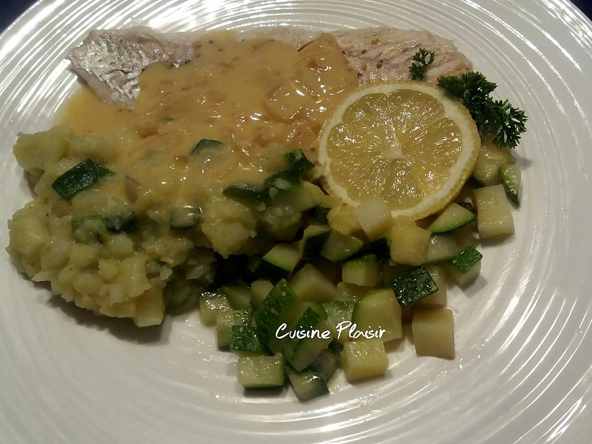 recette Filets de Sandre au beurre blanc, petits légumes et sa purée pdt-courgette