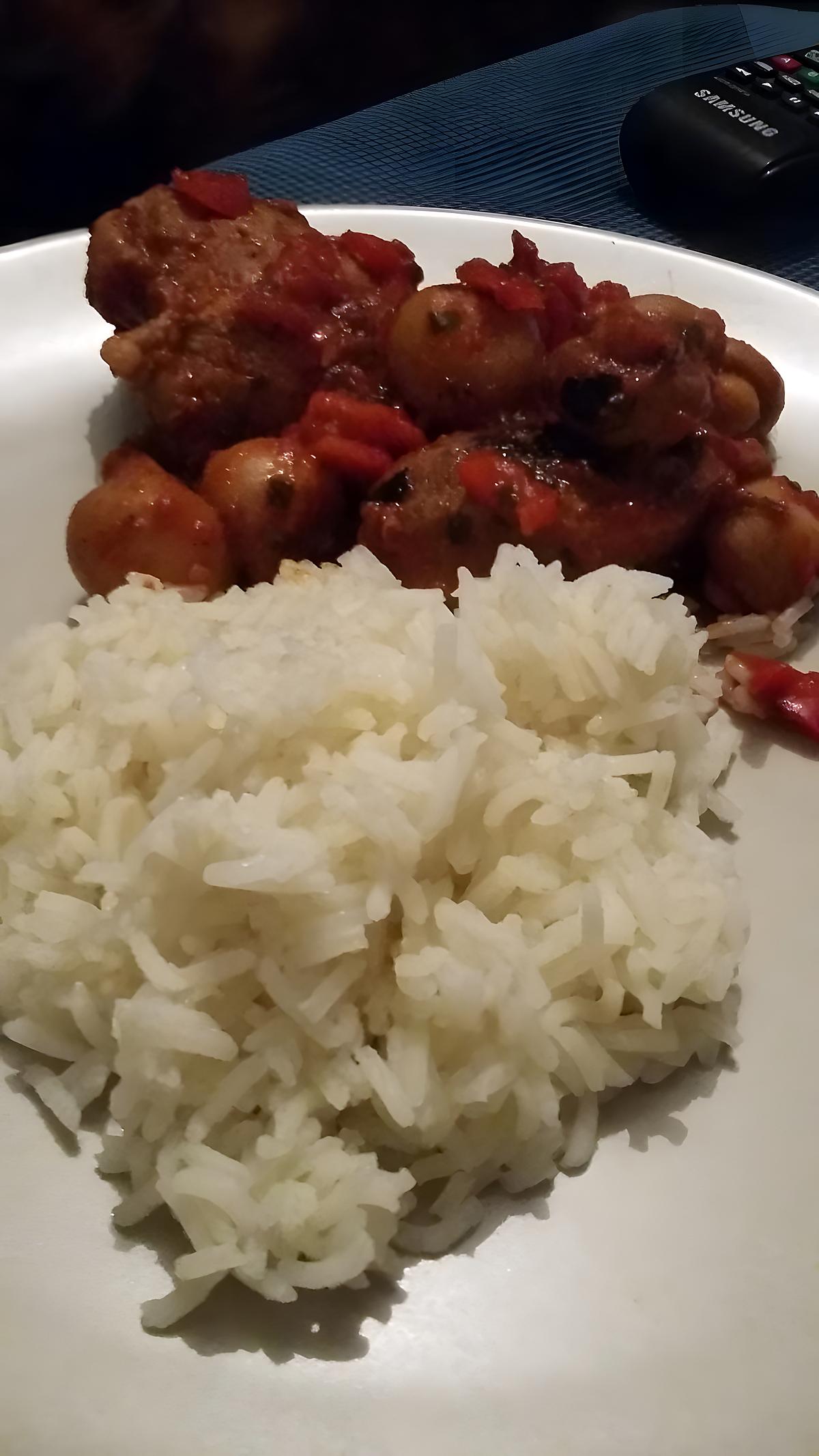 recette Sauté de dinde à la tomate et aux champignons