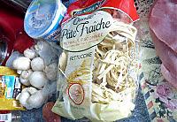 recette Fettuccine fraîches à la crème, dinde et champignons