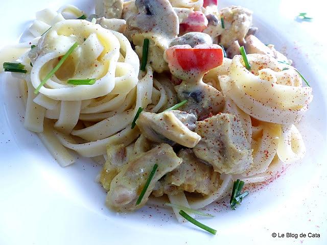 recette Fettuccine fraîches à la crème, dinde et champignons