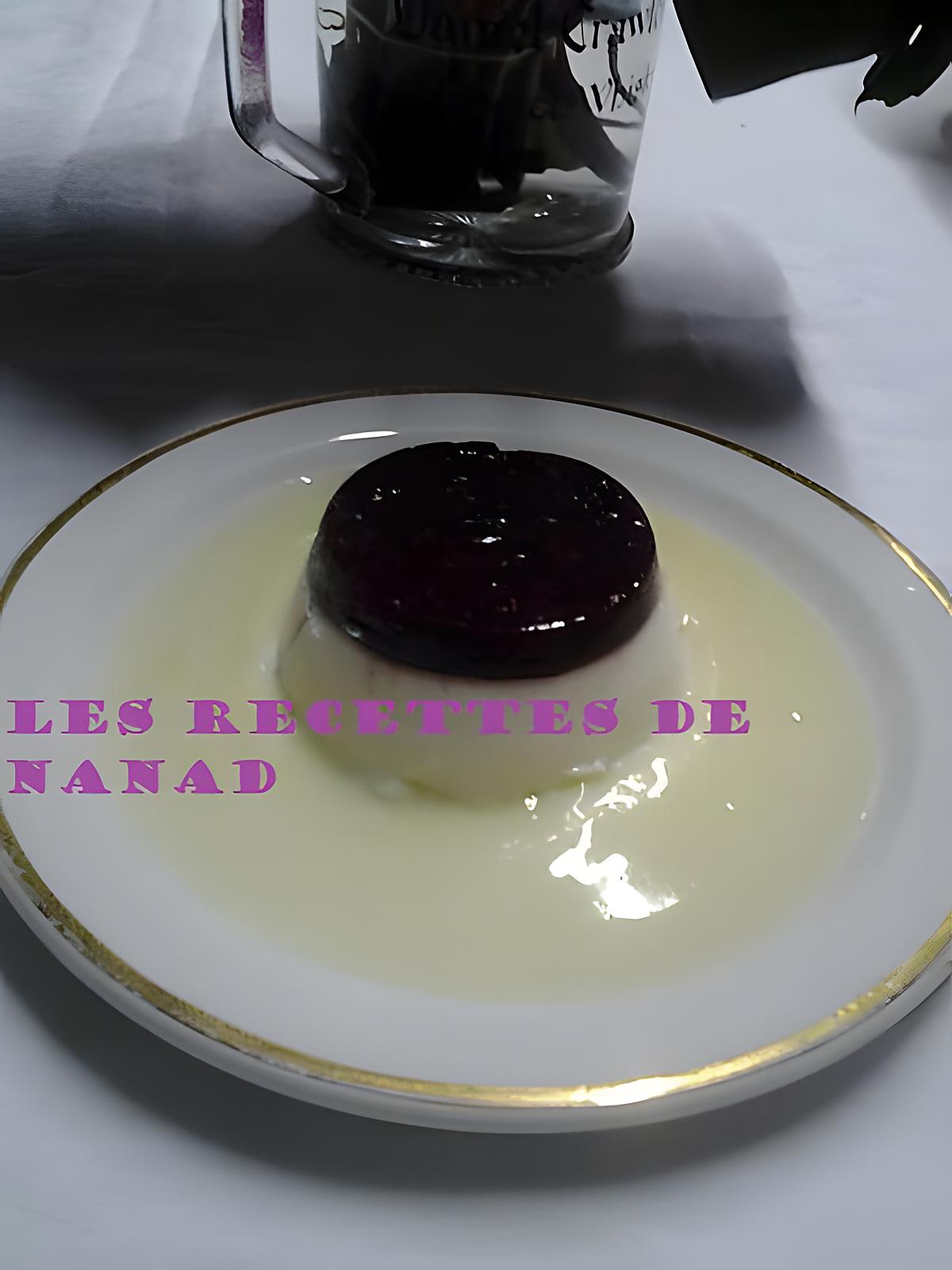 recette Panna cotta à la cerise sur crème anglaise