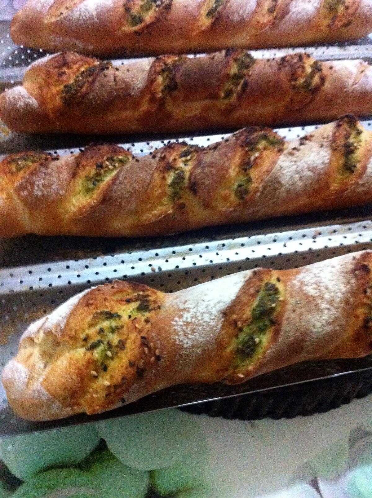 recette pain baguette a l'ail + beurre+persil