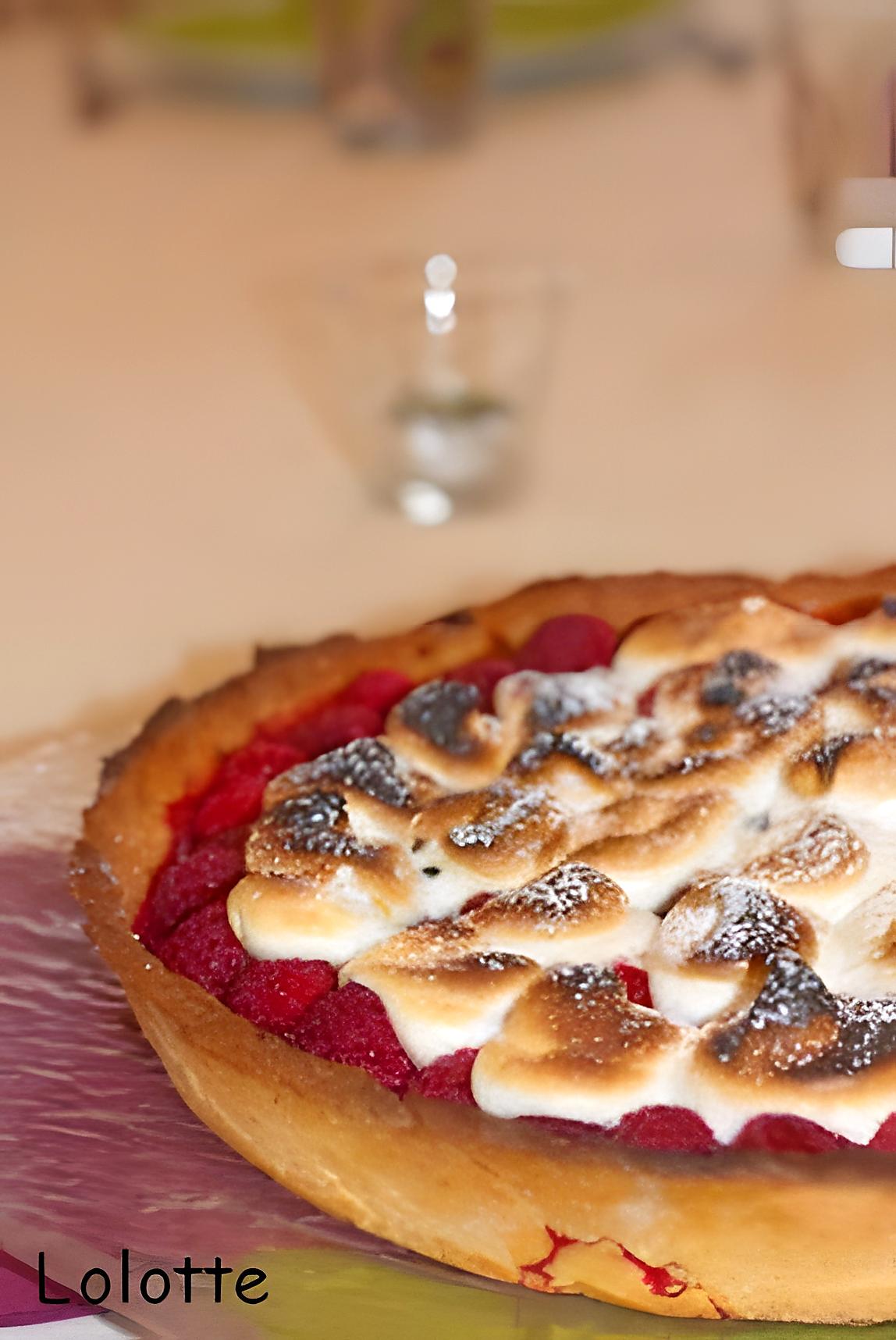 recette Tarte aux framboises meringuée aux crèmes amandine et citron