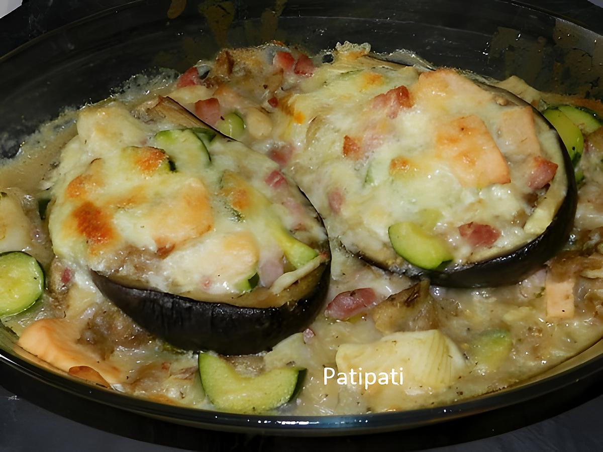 recette Aubergines farcies au saumon-colin-lardons et courgette
