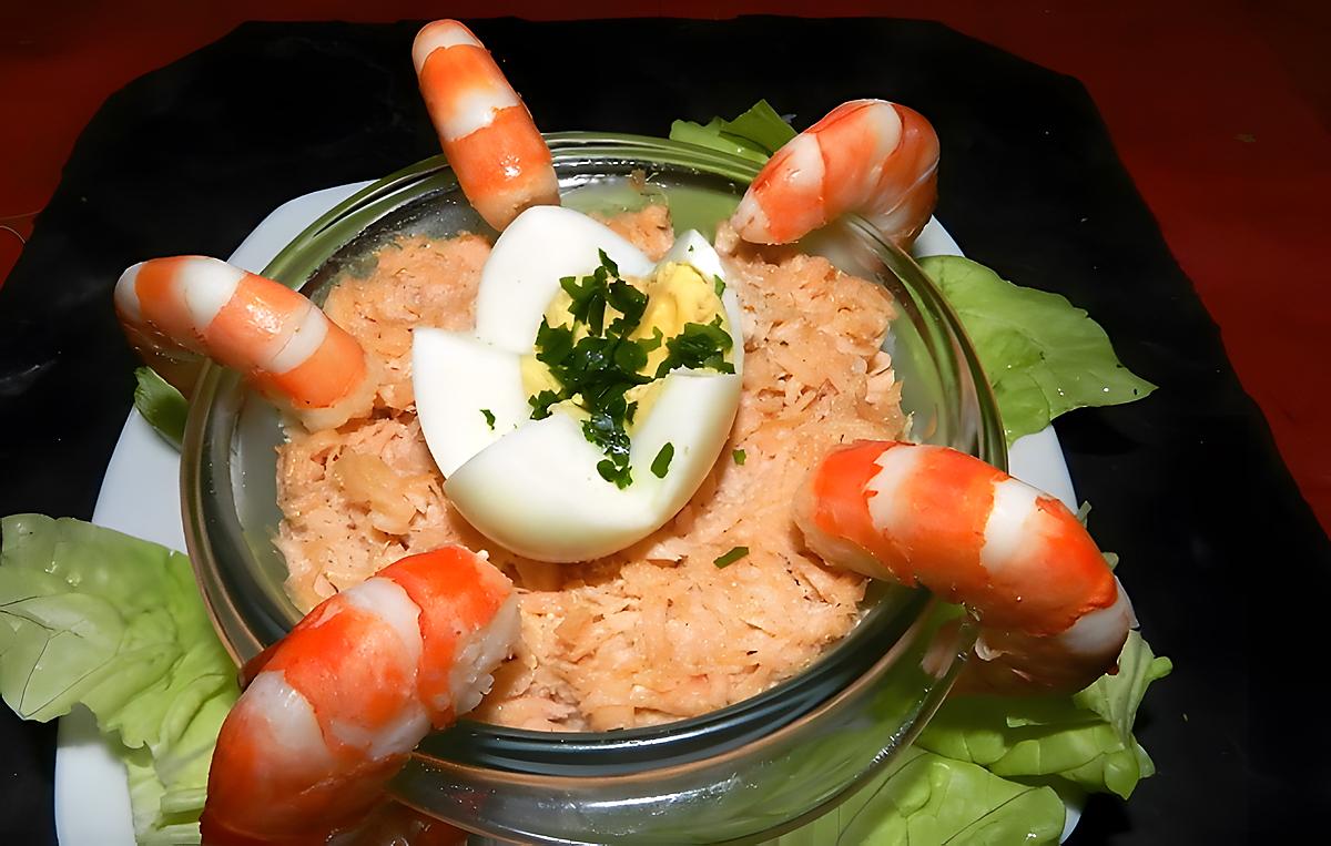 recette Terrine de saumon, de scampis et œufs