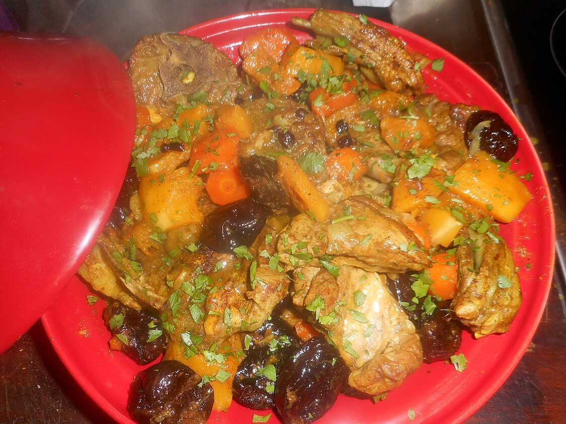Tajine Dagneau Aux Pruneaux Et Légumes
