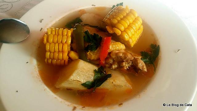 recette Le Sancocho  - Soupe au poulet, maïs et igname (plat national de Panama)