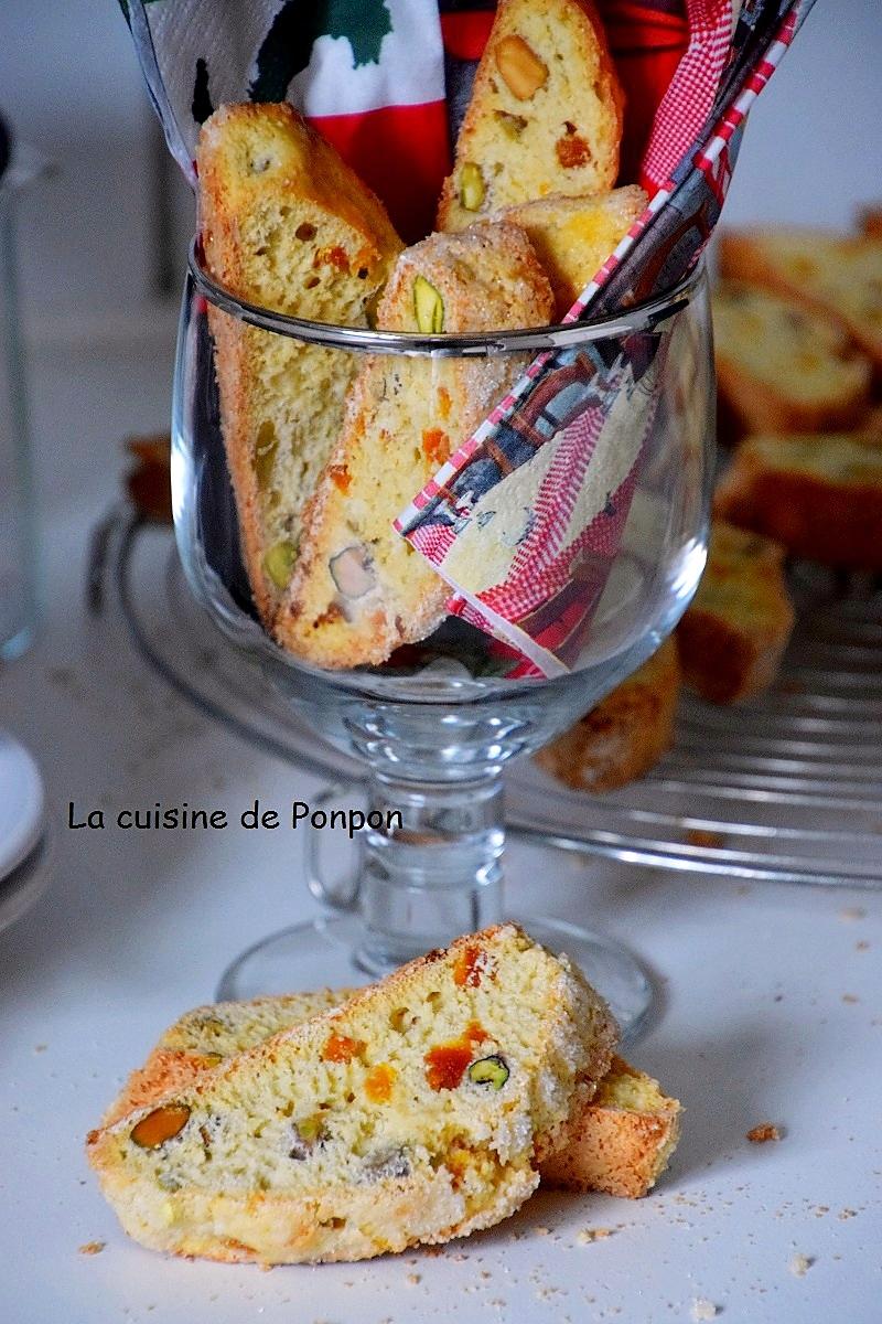 recette Biscotti aux pistaches et pépites d'abricots