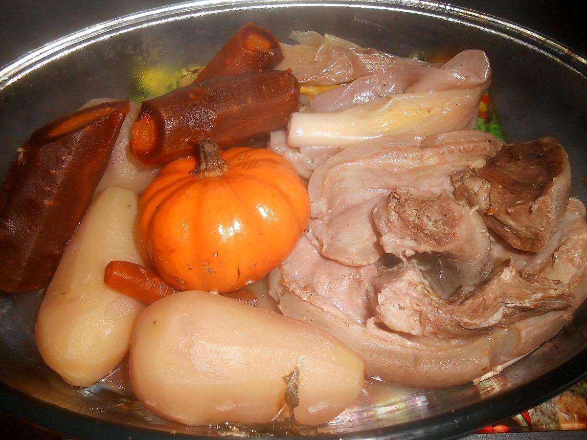 recette TETE DE VEAU EN POT AU FEU BOUILLON A L'ESTRAGON