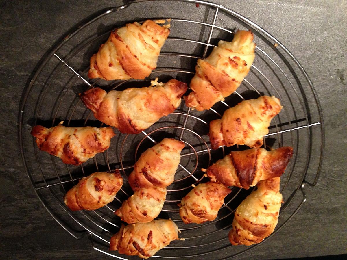 recette Croissants apéritifs, boursin-emmental