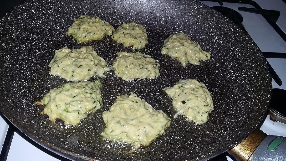 recette Beignets de courgettes au curry