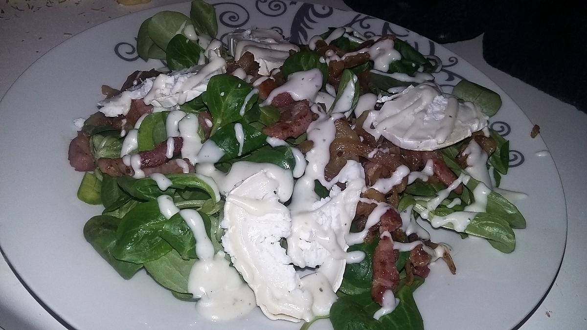 recette Salade chèvre lardons sauce parmesan