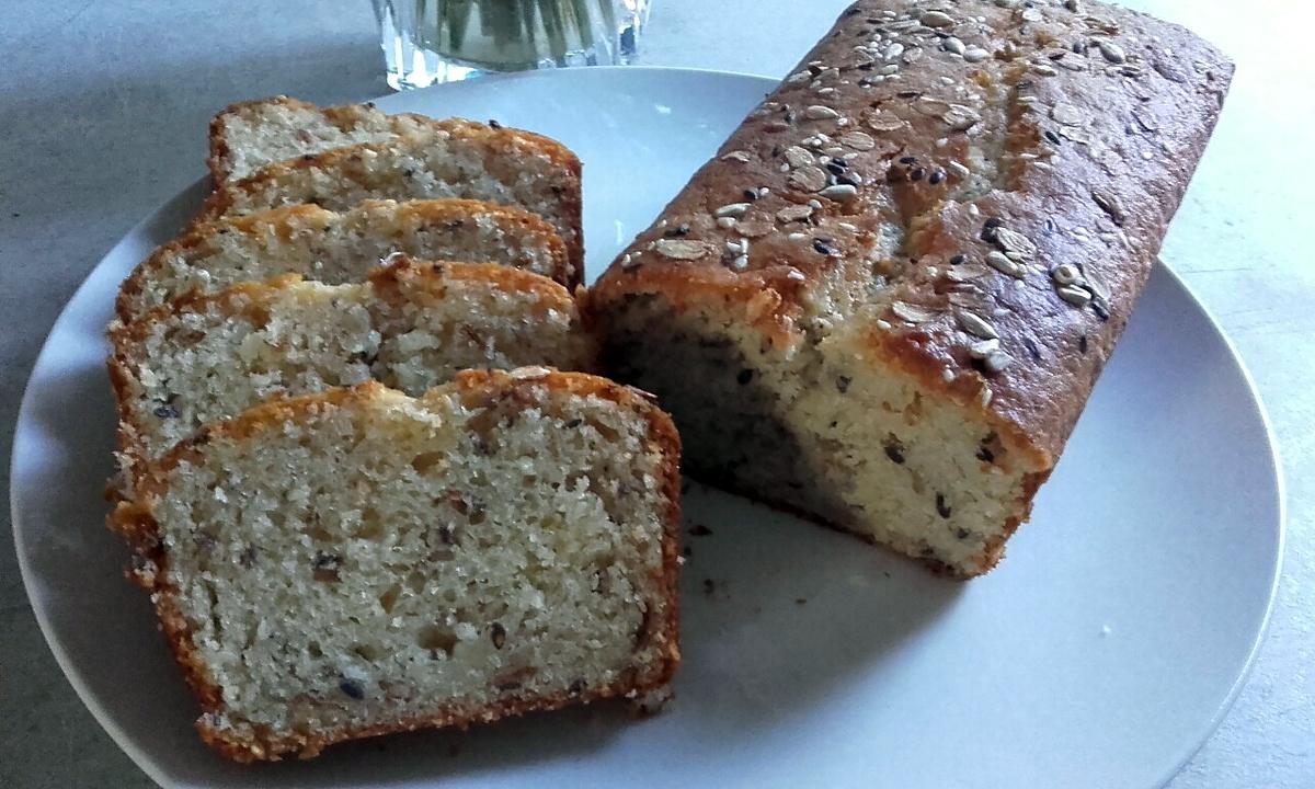 recette Cake moelleux banane et céréales (sans oeufs ni beurre)