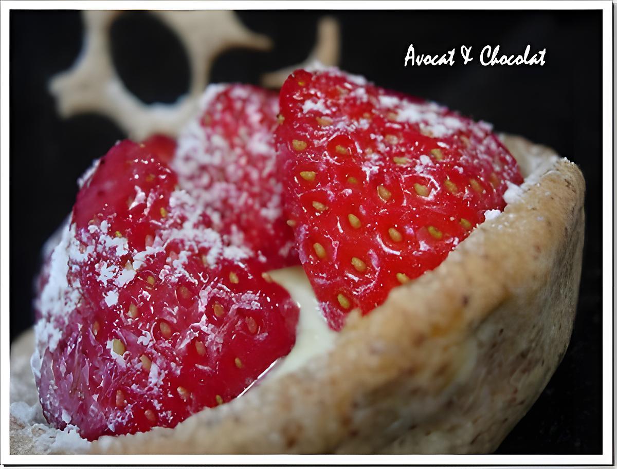 recette ** Légèreté et rapidité: Des tartelettes aux fraises sur lit frais à la pistache**